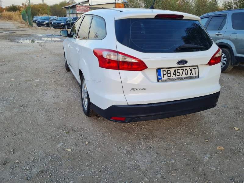 Ford Focus 1.6 TDCI, снимка 4 - Автомобили и джипове - 49098212