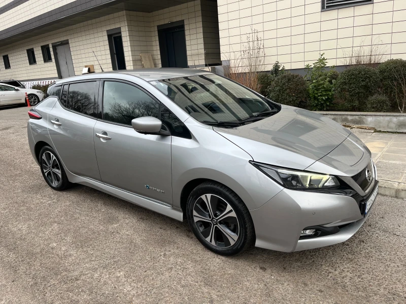 Nissan Leaf , снимка 3 - Автомобили и джипове - 49312779