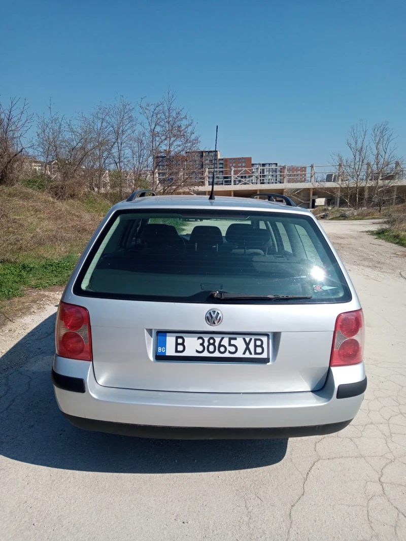 VW Passat, снимка 8 - Автомобили и джипове - 49585590