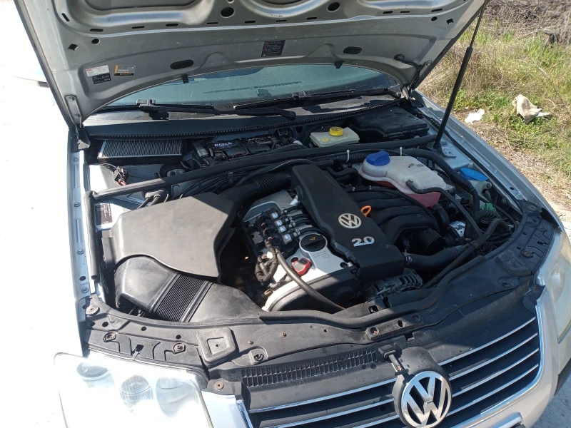 VW Passat, снимка 7 - Автомобили и джипове - 49585590