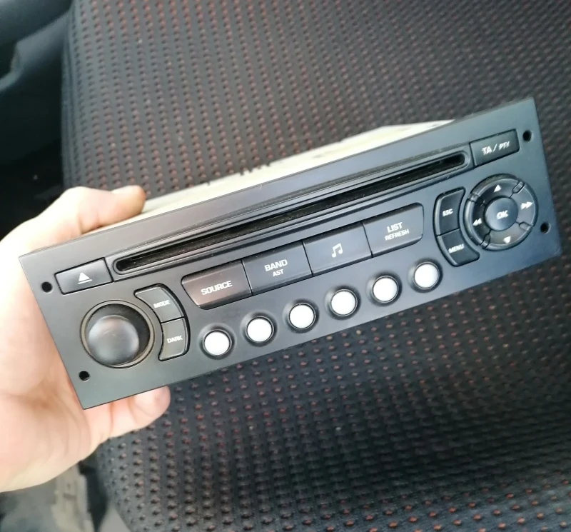 Citroen C4 2.0HDI 136ks , снимка 6 - Автомобили и джипове - 51999834