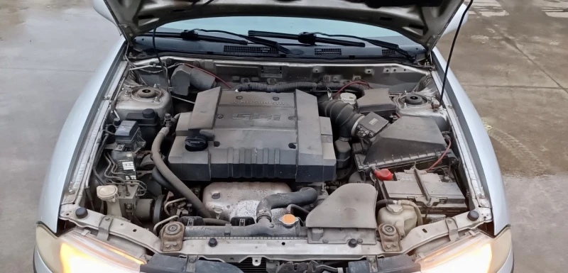 Mitsubishi Carisma 1.8 GDI 16V, снимка 4 - Автомобили и джипове - 52046467