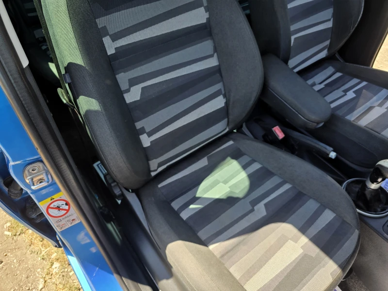 Skoda Roomster 1.9TDI/105hp/КЛИМАТРОНИК, снимка 11 - Автомобили и джипове - 53000648