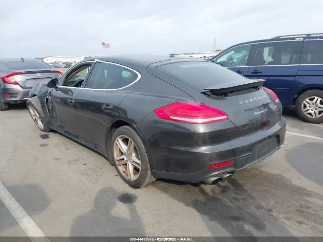 Porsche Panamera 4S| AWD| ПАНО| BOSE| РЕАЛЕН ПРОБЕГ, снимка 3 - Автомобили и джипове - 53974581