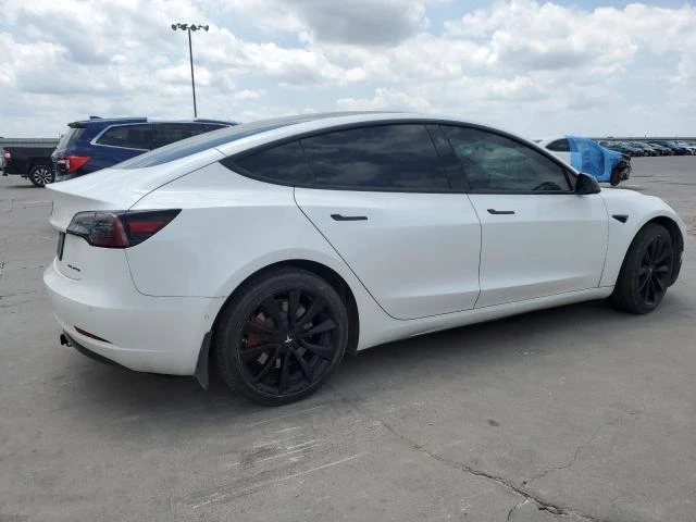 Tesla Model 3 Long Range / Carfax / Автокредит, снимка 3 - Автомобили и джипове - 56203185