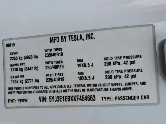 Tesla Model 3 Long Range / Carfax / Автокредит, снимка 16 - Автомобили и джипове - 56203185