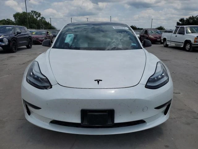 Tesla Model 3 Long Range / Carfax / Автокредит, снимка 5 - Автомобили и джипове - 56203185