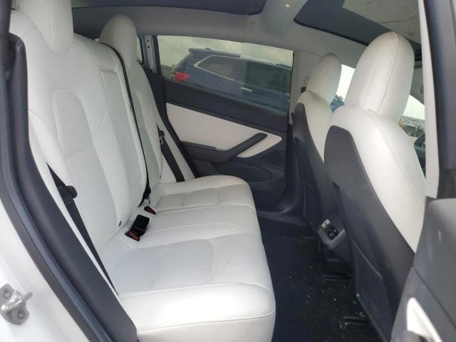 Tesla Model 3 Long Range / Carfax / Автокредит, снимка 10 - Автомобили и джипове - 56203185