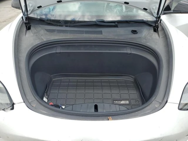 Tesla Model 3 Long Range / Carfax / Автокредит, снимка 13 - Автомобили и джипове - 56203185