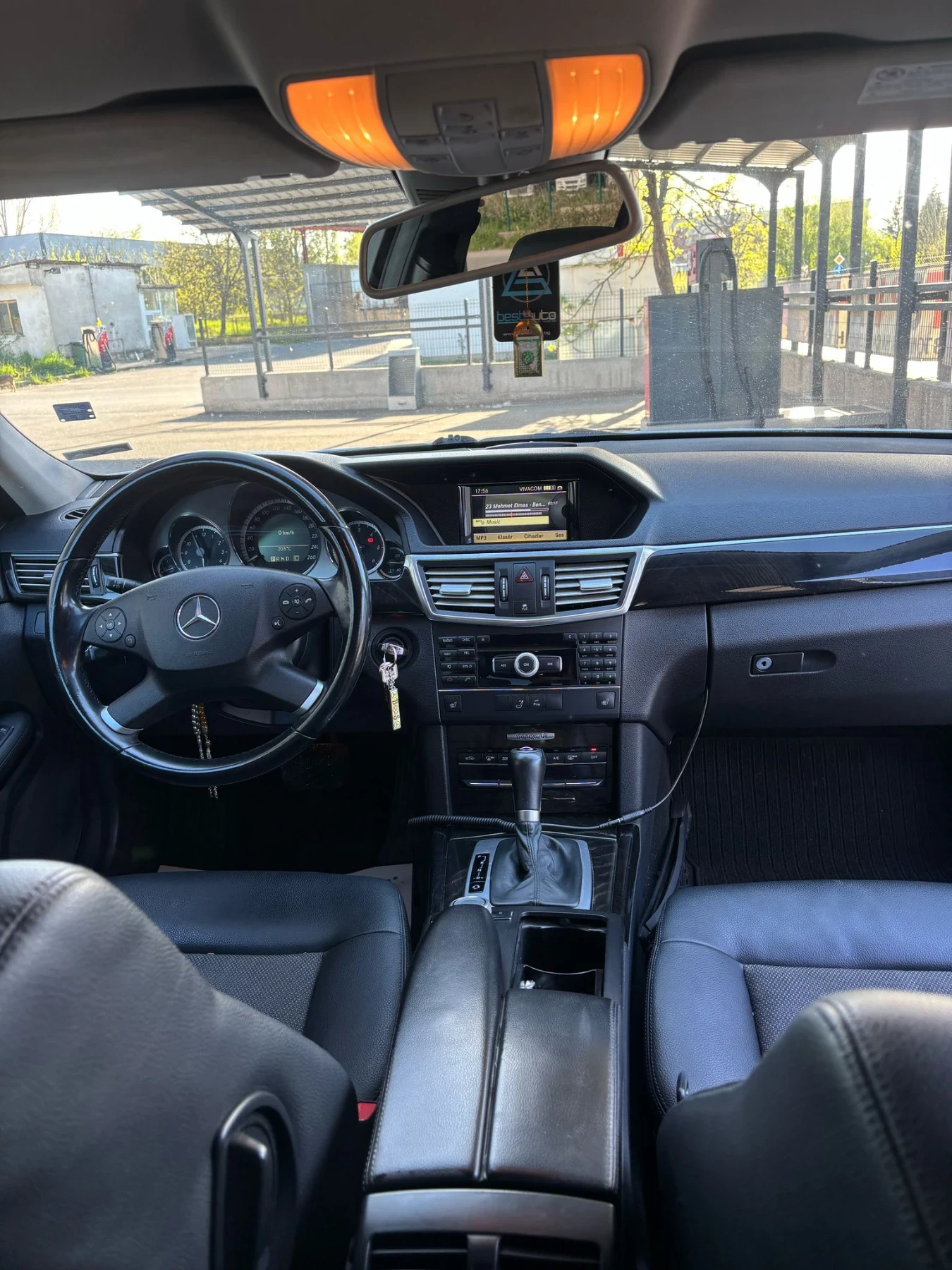 Mercedes-Benz E 220 Avantgarde - изображение 8