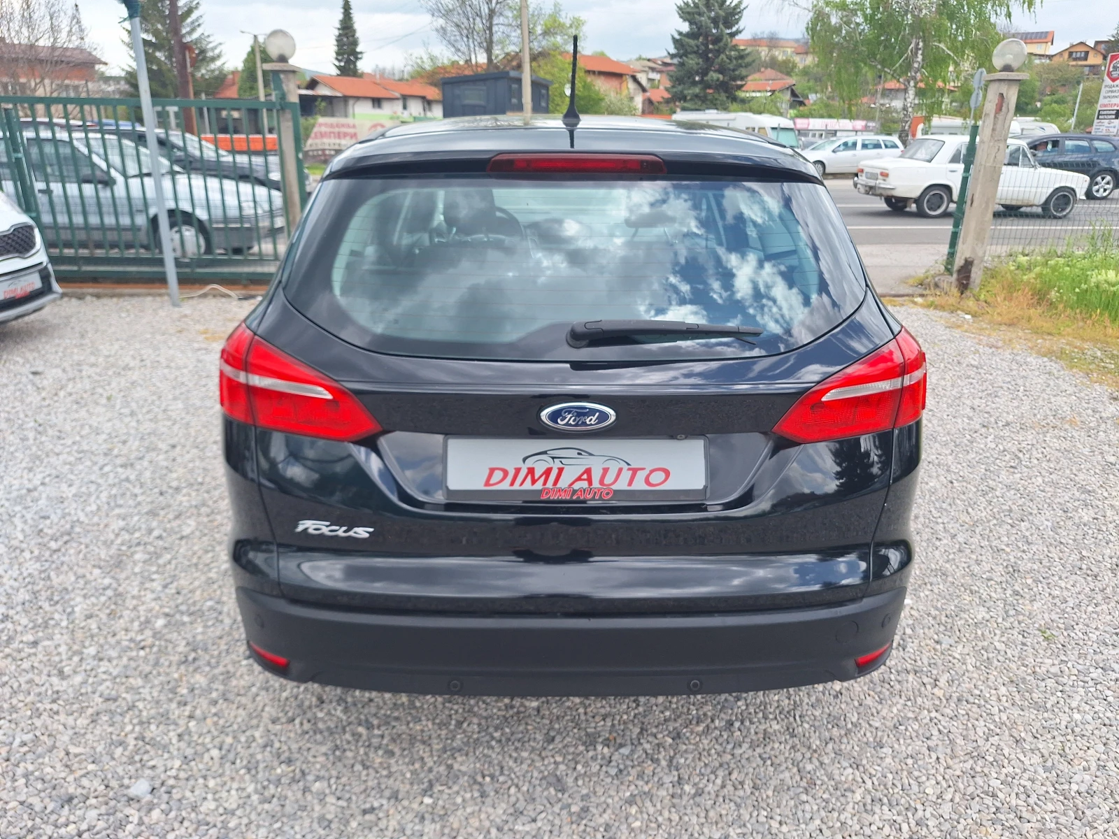 Ford Focus 1.5 120ks Avtomat Navi Full!, снимка 4 - Автомобили и джипове - 49850384