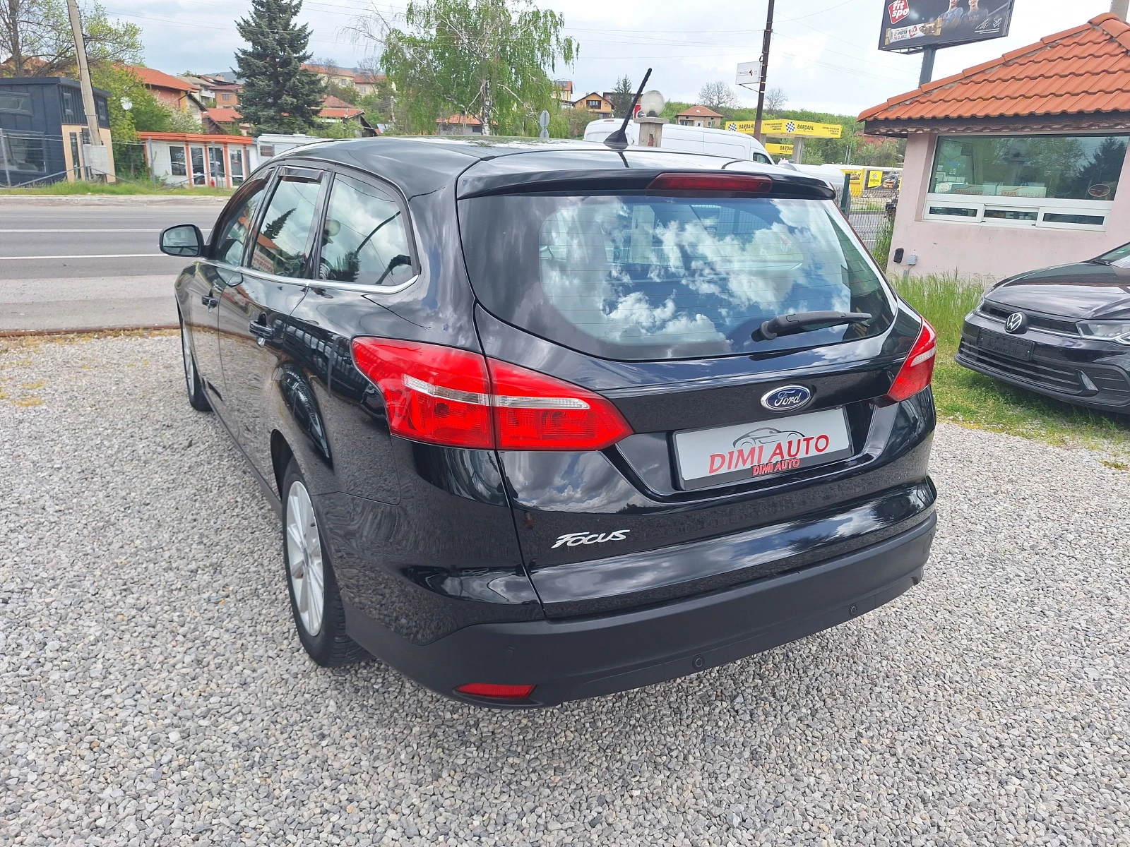Ford Focus 1.5 120ks Avtomat Navi Full!, снимка 5 - Автомобили и джипове - 49850384