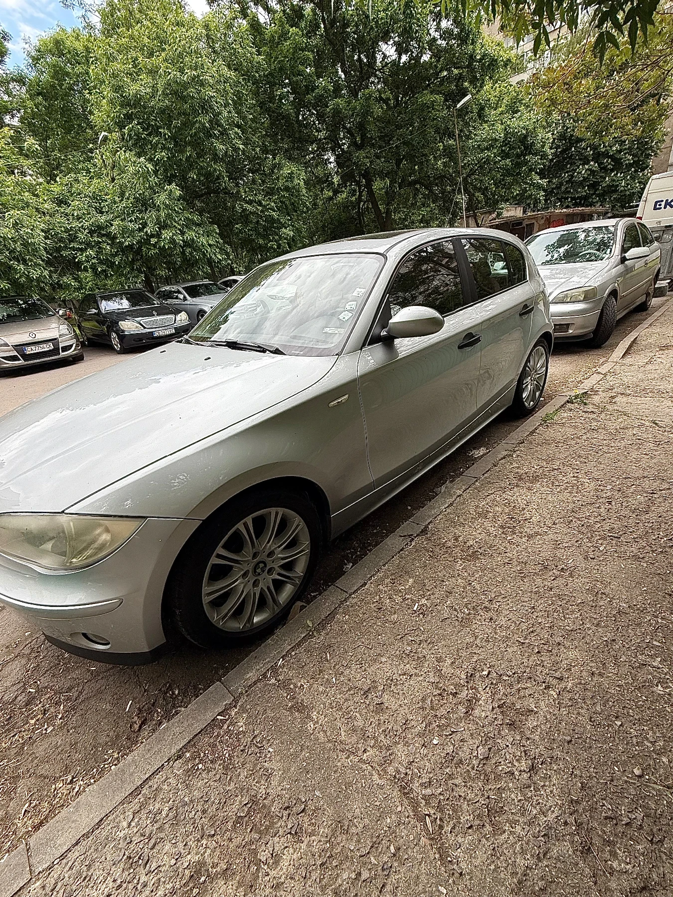 BMW 118  - изображение 2