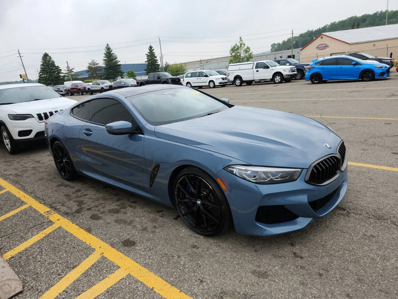 BMW 850 * CARFAX * АВТО КРЕДИТ * ЦЕНА ДО БГ! - изображение 3