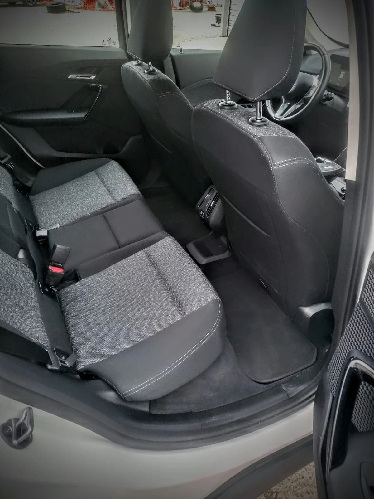 BMW iX1  xDrive30 X Line | Mobile.bg   11