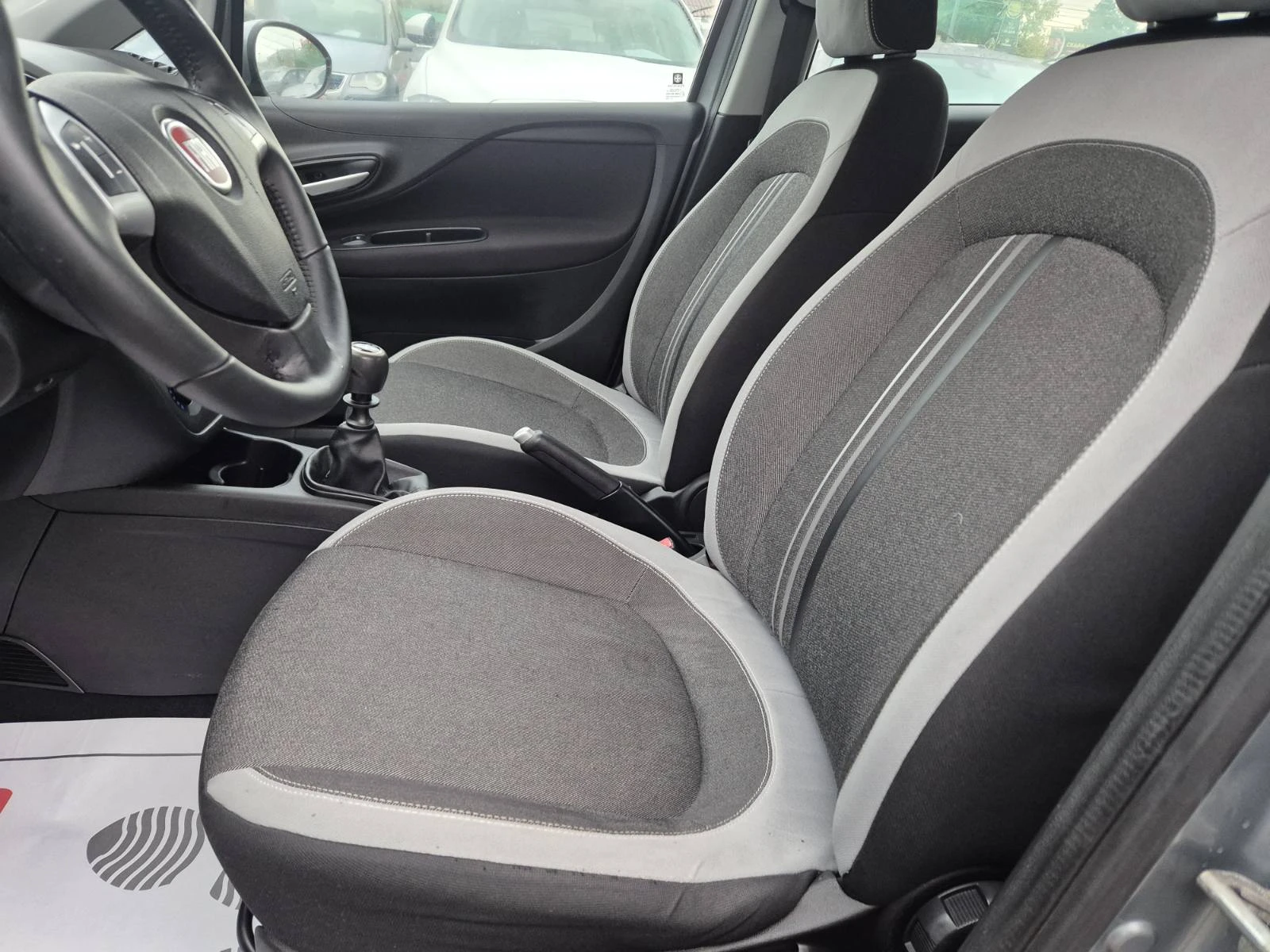 Fiat Punto EVO-1.2i-ПЕРФЕКТНО - изображение 7