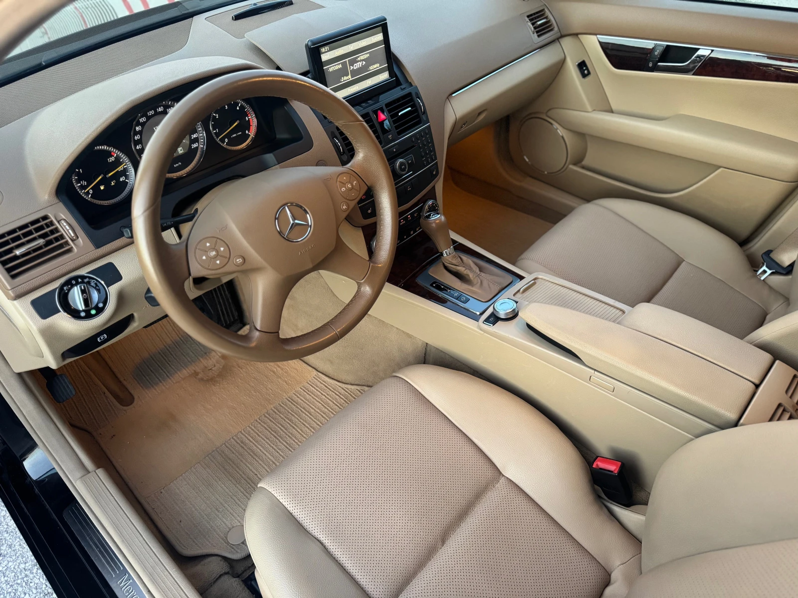 Mercedes-Benz C 320 cdi / 7G Tronic / Bi-xenon  | Mobile.bg   9