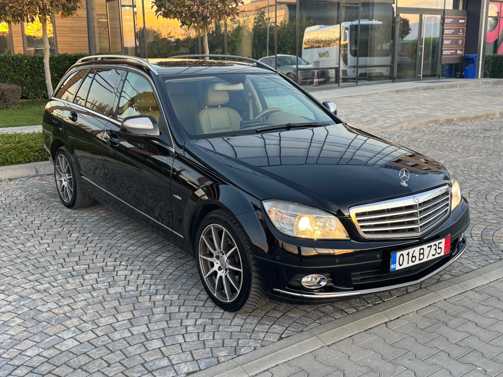 Mercedes-Benz C 320 cdi / 7G Tronic / Bi-xenon  | Mobile.bg   4