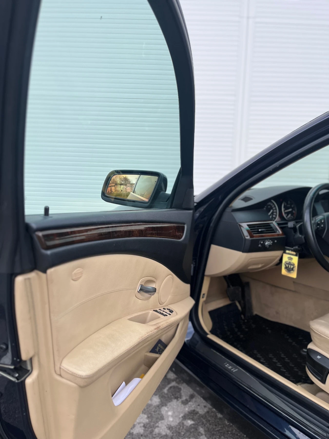 BMW 525 3.0L 197hp - изображение 10