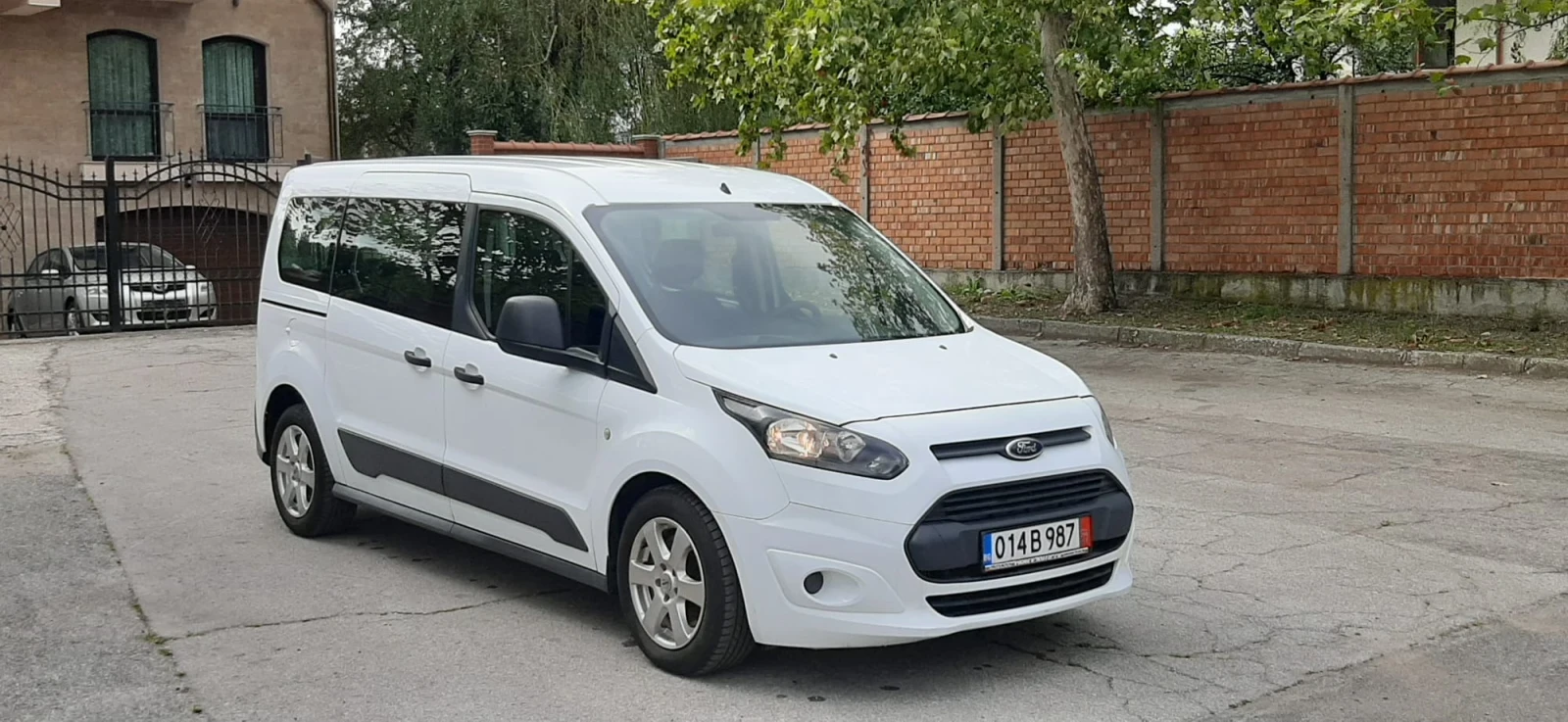 Ford Tourneo Connect  - изображение 3