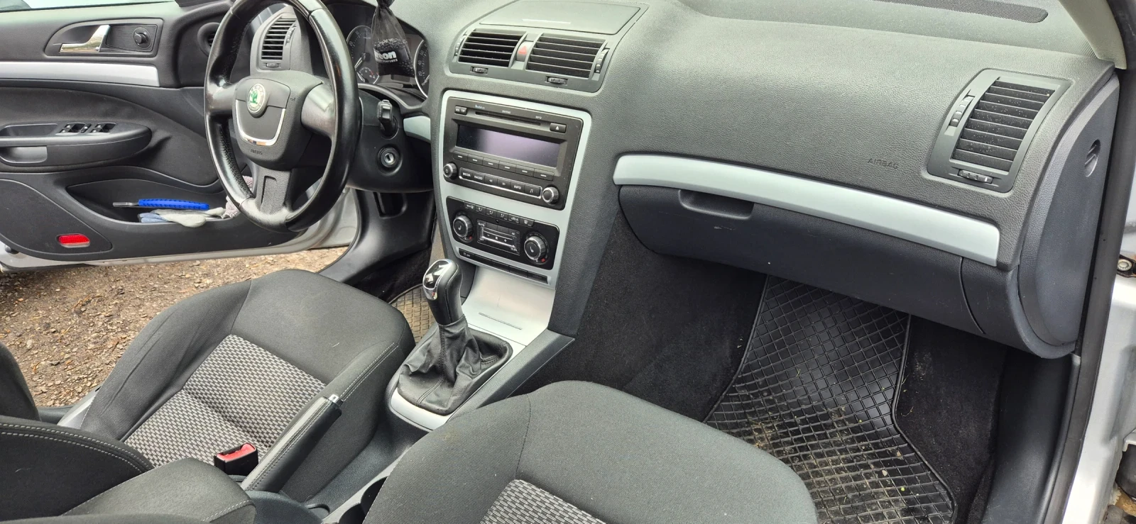 Skoda Octavia, снимка 6 - Автомобили и джипове - 53775997