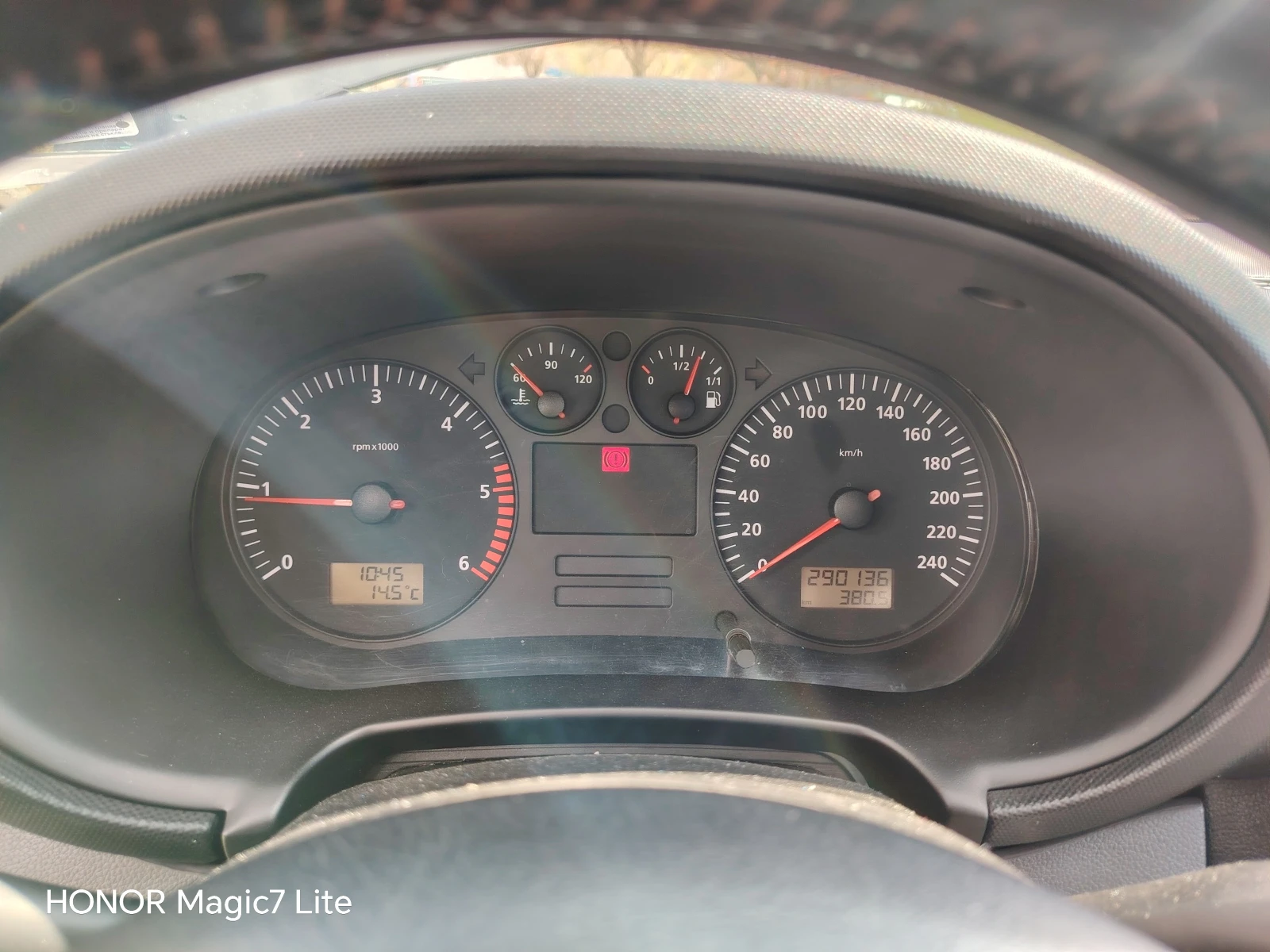 Seat Leon 1, 9 TDI , снимка 7 - Автомобили и джипове - 54237972