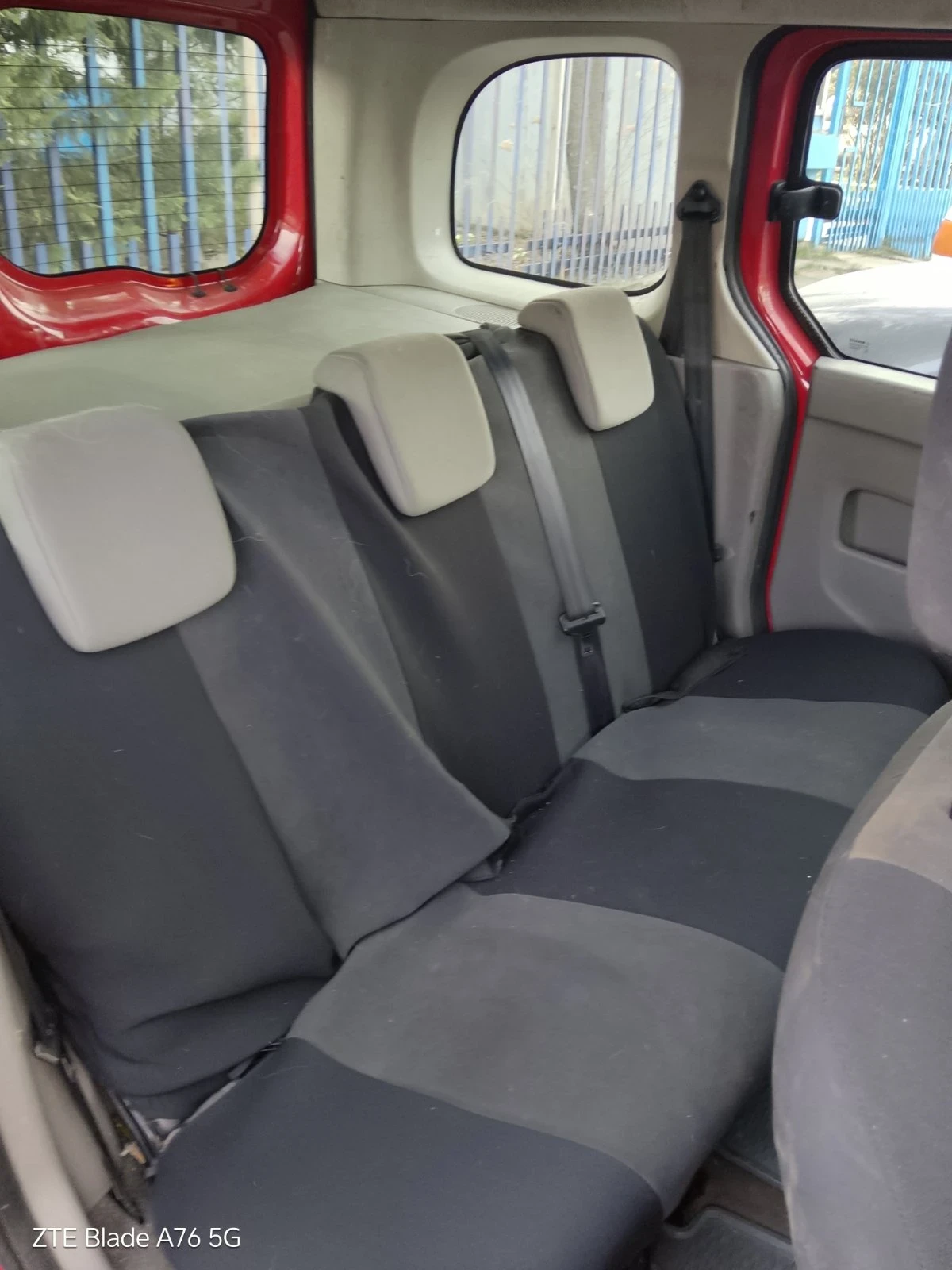Renault Kangoo, снимка 13 - Автомобили и джипове - 54407037