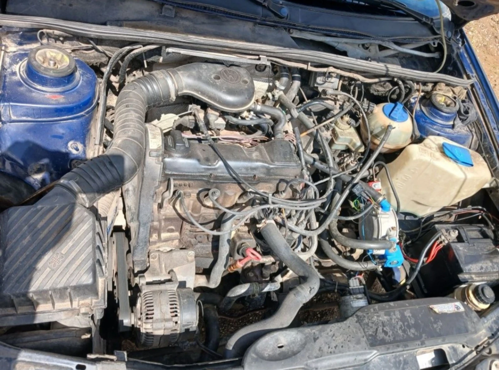 VW Passat Газ/ Бензин, снимка 6 - Автомобили и джипове - 54731508