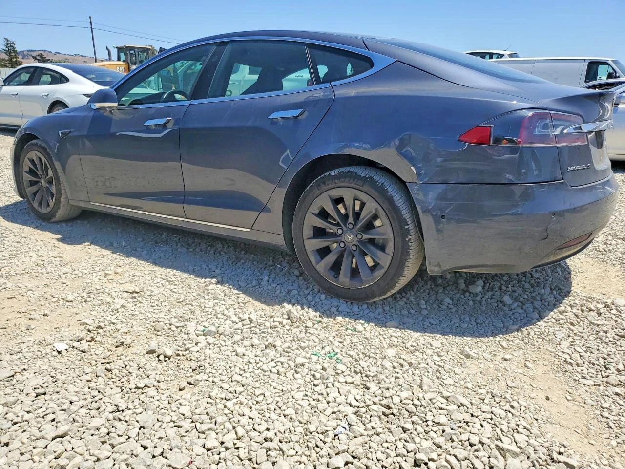 Tesla Model S 75D* 4X4* ПОДГРЕВ* КАМЕРА* МЪРТВА ТОЧКА, снимка 4 - Автомобили и джипове - 54767241