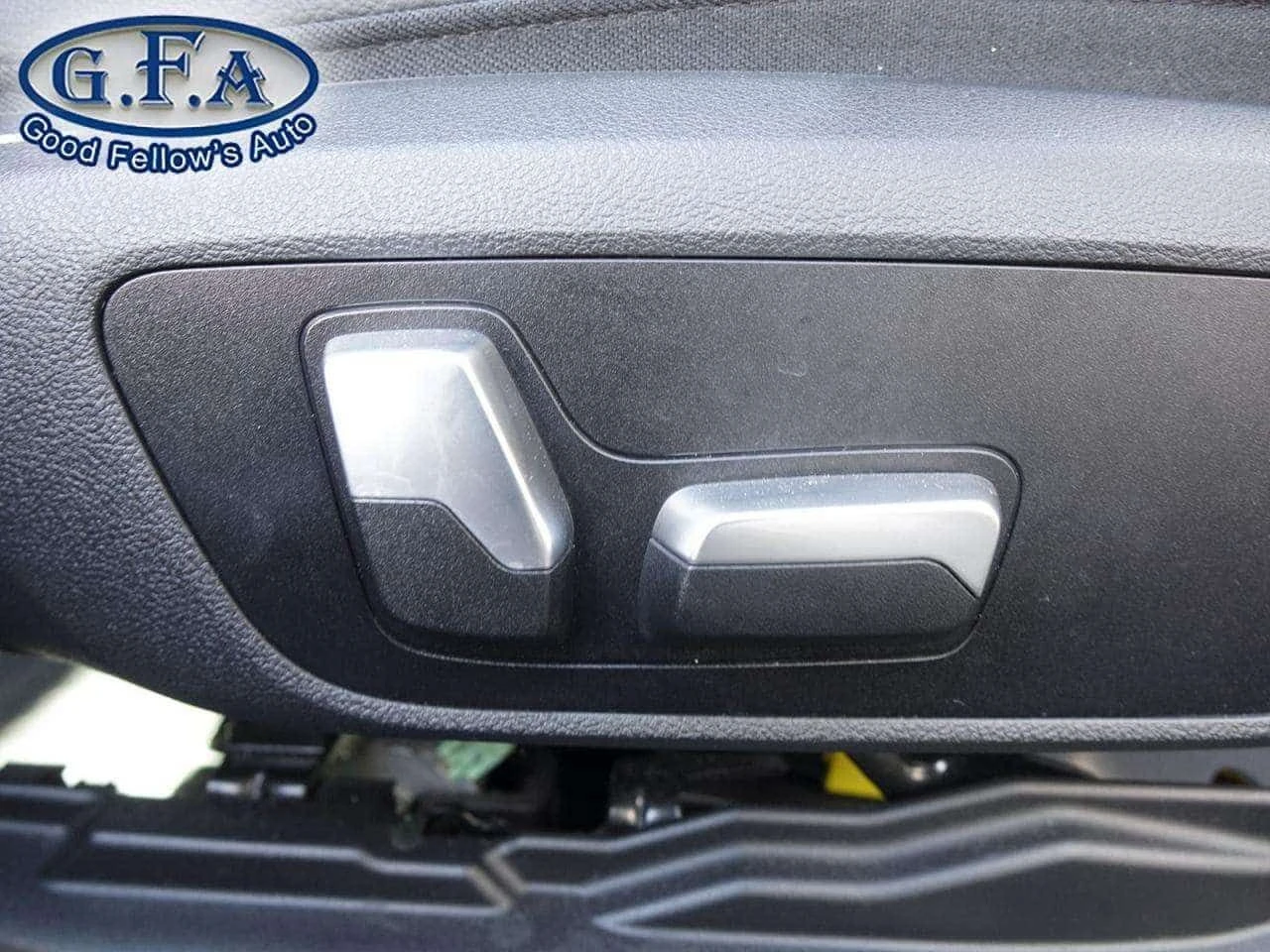 BMW 330 * PREMIUM ESSENTIAL PACKAGE, XDRIVE, LEATHER SEATS | Mobile.bg � ����������� 13
