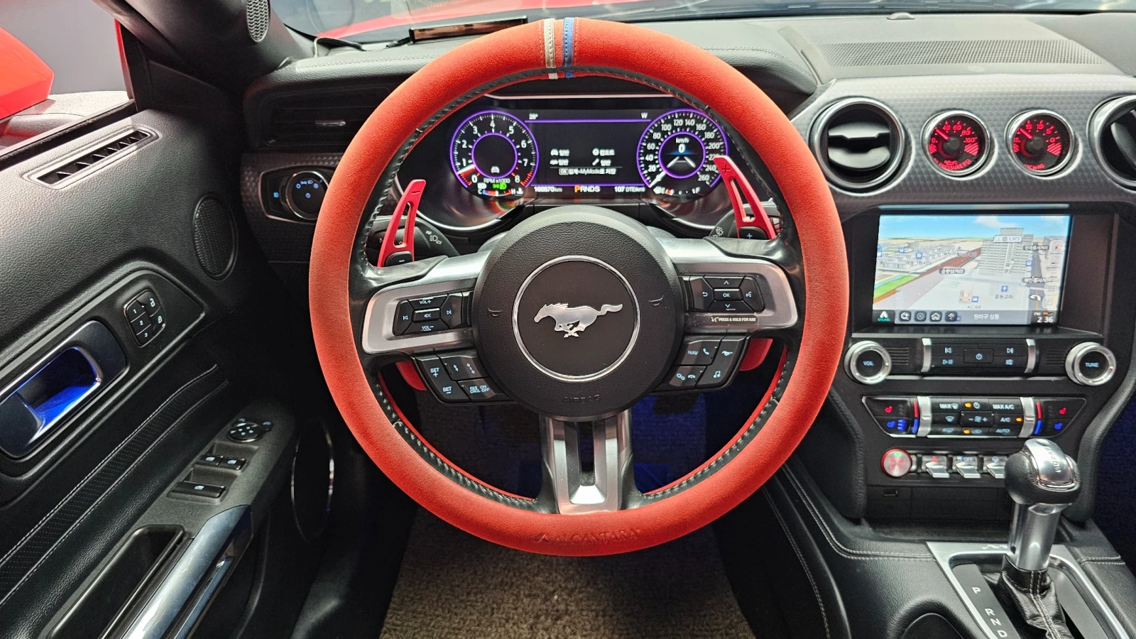 Ford Mustang GT 5.0 Convertible, снимка 12 - Автомобили и джипове - 55184820