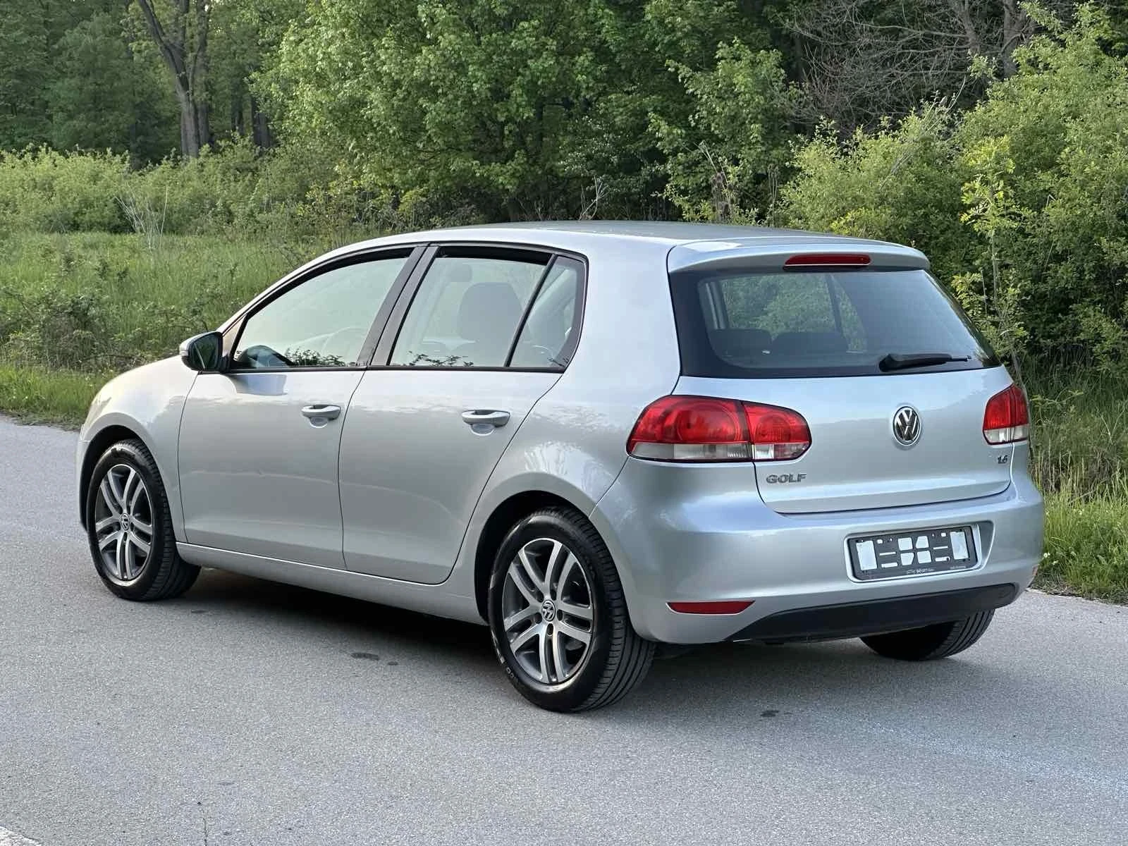 VW Golf 1.6/102k.с. ГАЗ! !, снимка 3 - Автомобили и джипове - 55383145