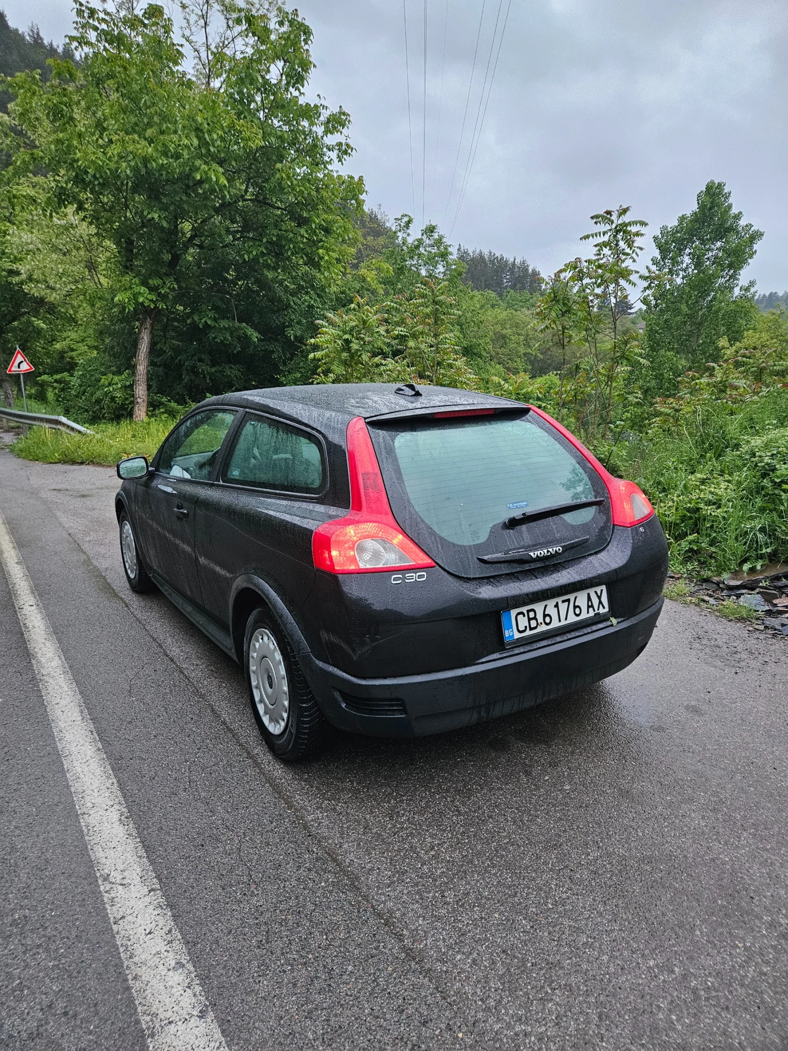 Volvo C30 1.6, снимка 2 - Автомобили и джипове - 55410651