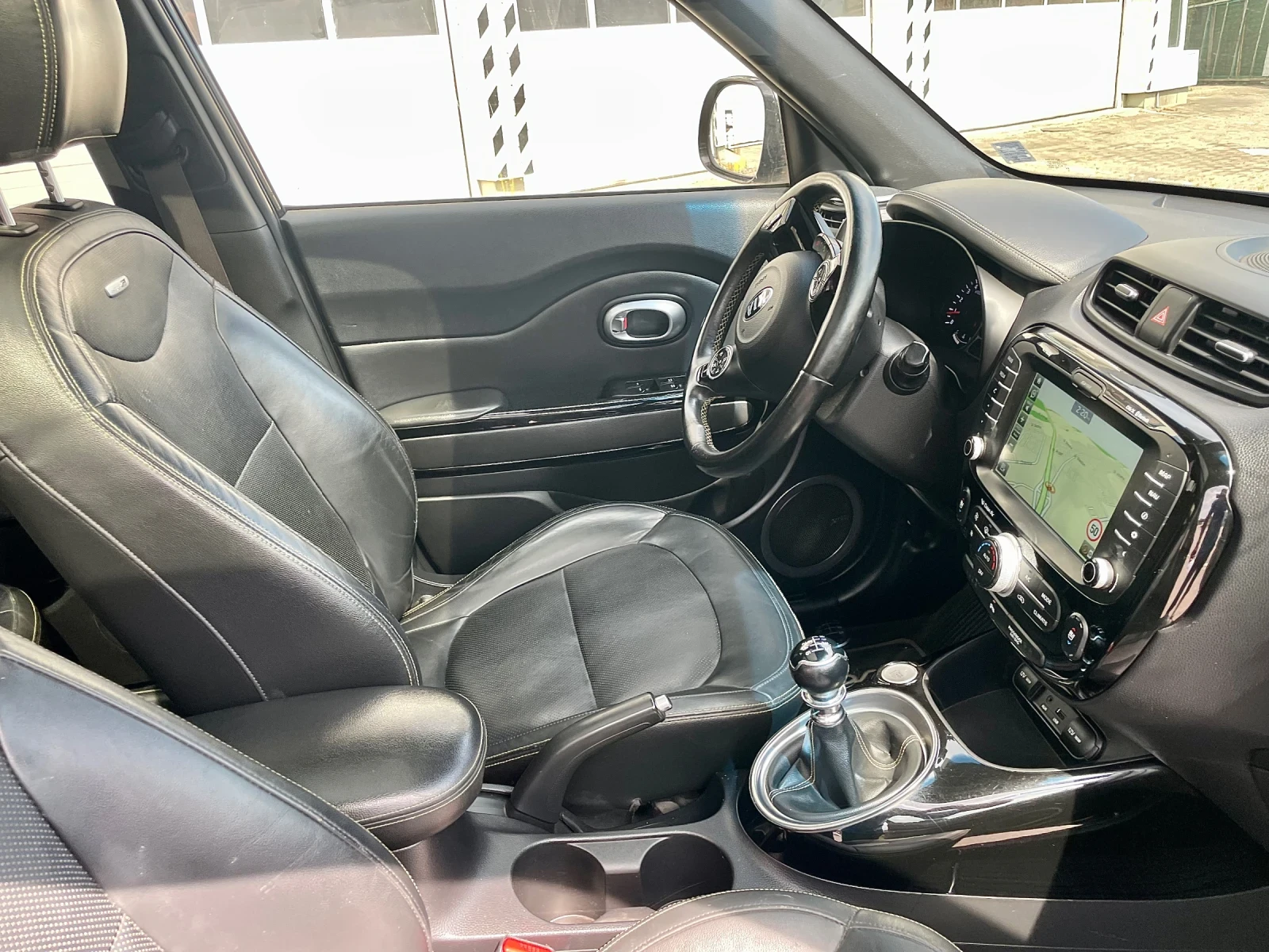Kia Soul GT-line ПАНОРАМА ОБДУХВАНЕ INFINITY, снимка 17 - Автомобили и джипове - 55735669