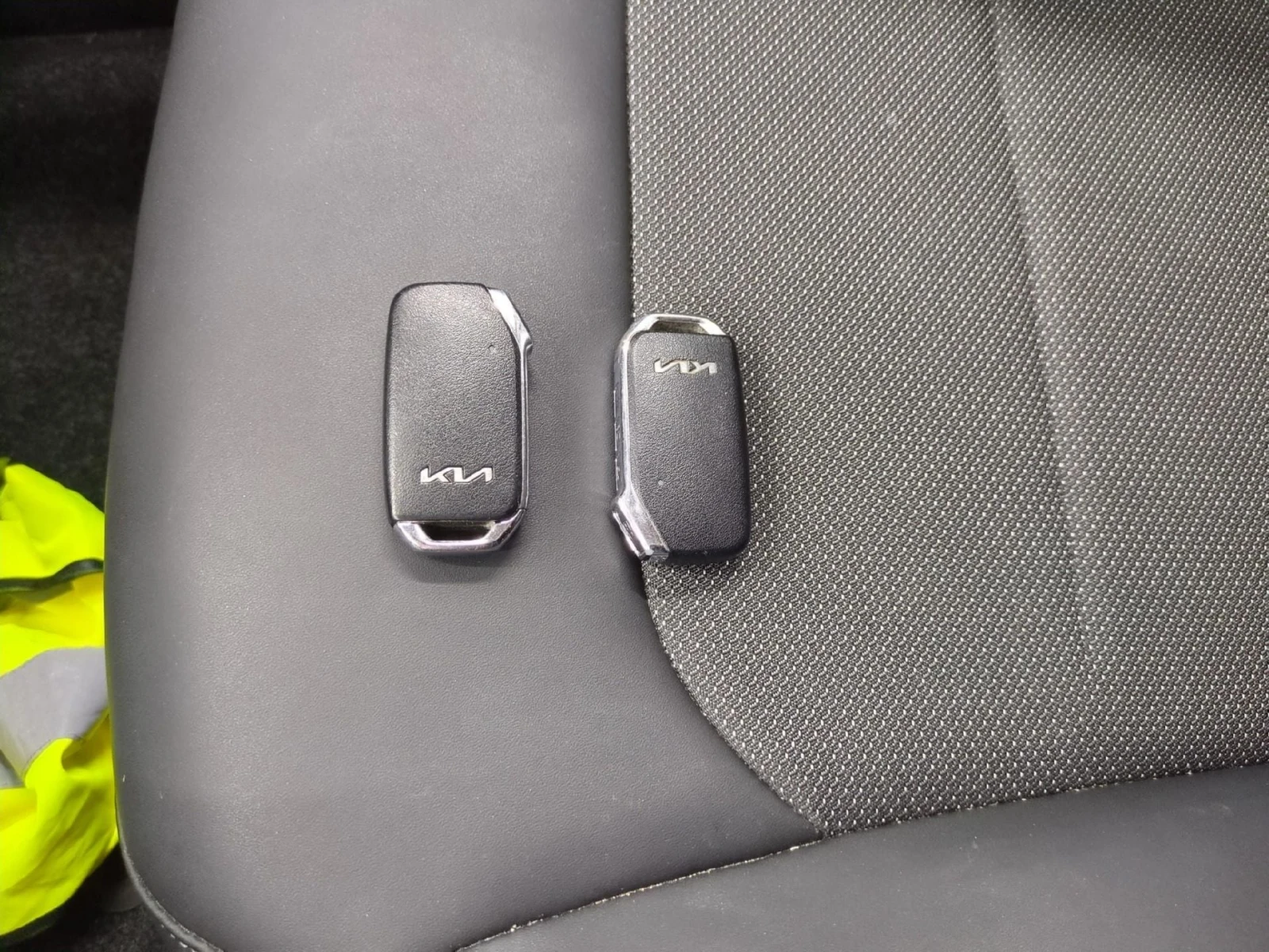 Kia EV6 Active 77kWh Leather LED Navi 100%SoH, снимка 12 - Автомобили и джипове - 56620923