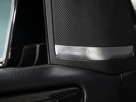 Mercedes-Benz GL 550 4MATIC* AMG PKG* PANO* 360 CAMERA* 7 SEATER, снимка 13