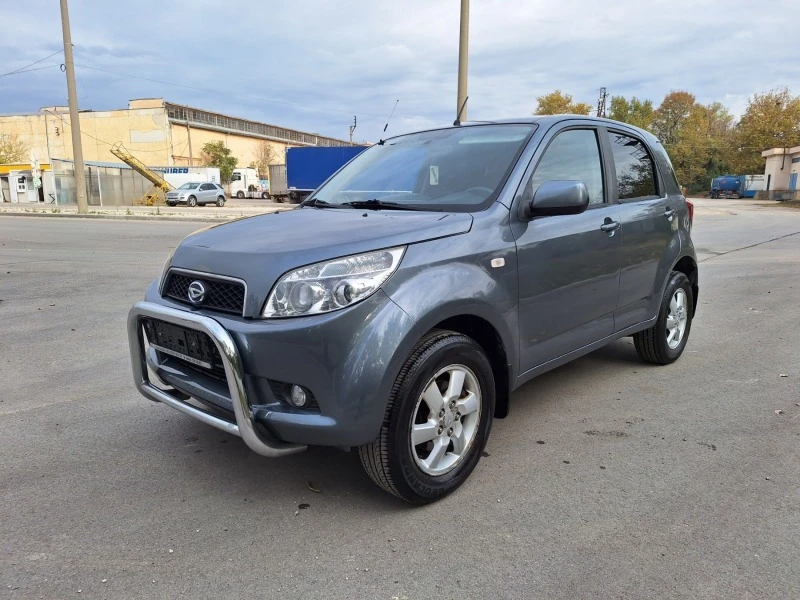 Daihatsu Terios 1, 5i 4#4 АВТОМАТИК, КЛИМАТИК, ГАЗОВ ИНЖЕКЦИОН, снимка 1 - Автомобили и джипове - 42686003