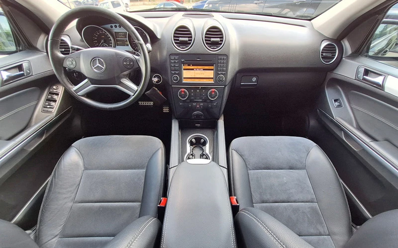 Mercedes-Benz ML 300 CDI 4MATIC, снимка 4 - Автомобили и джипове - 46550266