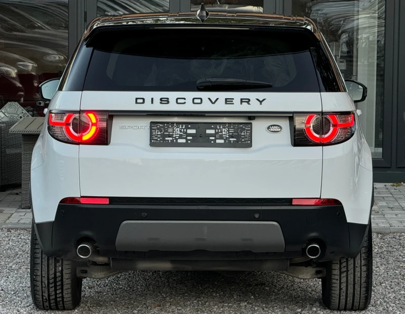 Land Rover Discovery Sport 2.0-9AT-УНИКАЛЕН-КОЖА-ПОДГРЕВ-ПОДГРЕВ-ВОЛАН-КАМЕРА, снимка 4 - Автомобили и джипове - 47760881