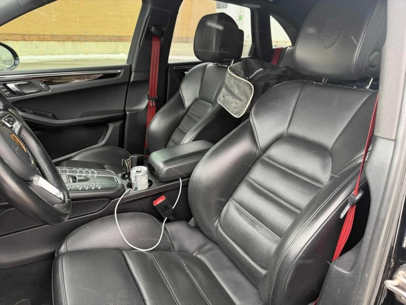 Porsche Macan * GTS * CARFAX * БЕЗ ПЪРВОНАЧАЛНА ВНОСКА, снимка 14 - Автомобили и джипове - 52950379