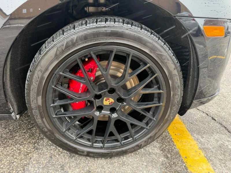 Porsche Macan * GTS * CARFAX * БЕЗ ПЪРВОНАЧАЛНА ВНОСКА, снимка 7 - Автомобили и джипове - 52950379