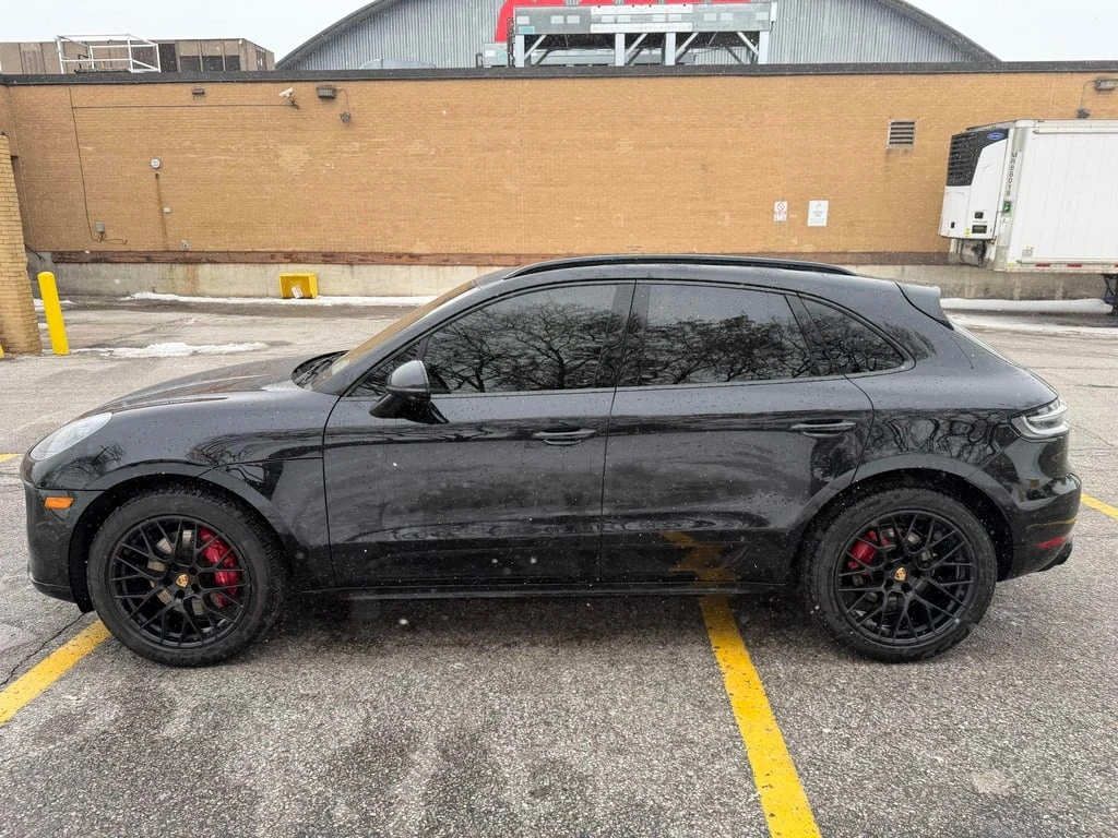 Porsche Macan * GTS * CARFAX * БЕЗ ПЪРВОНАЧАЛНА ВНОСКА - изображение 2