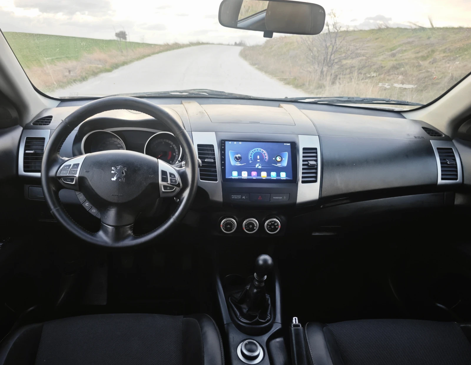 Peugeot 4007 2.2 hdi  . 4x4. Navi, снимка 9 - Автомобили и джипове - 53583212