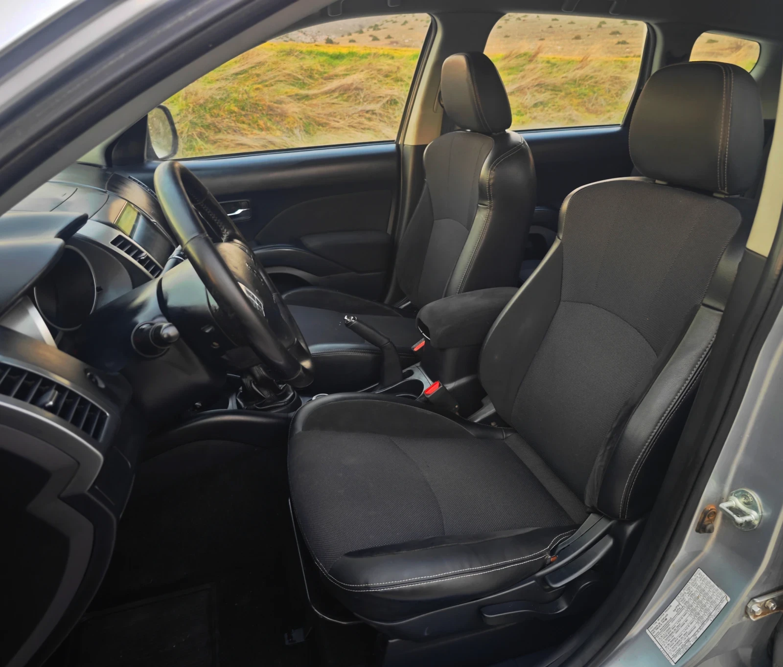 Peugeot 4007 2.2 hdi  . 4x4. Navi, снимка 6 - Автомобили и джипове - 53583212