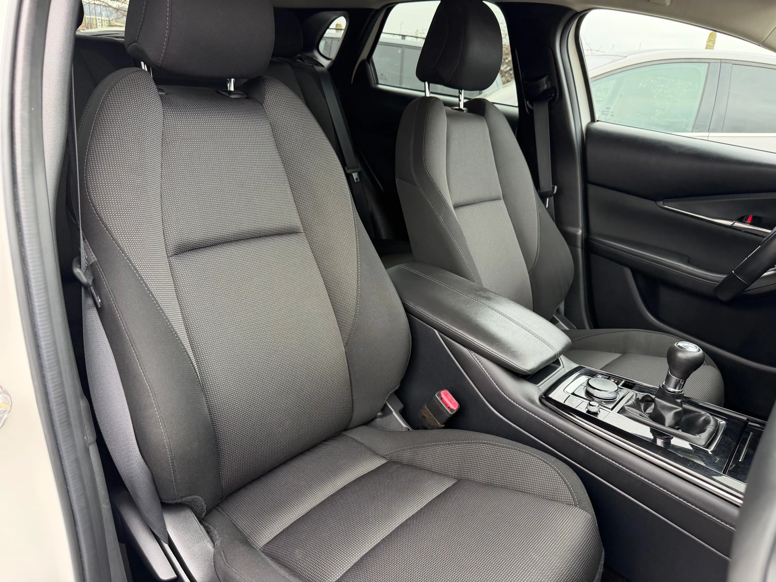 Mazda CX-30 2.0LSkyactiv-G M Hybrid Exclusive Key Less Head Up - изображение 10