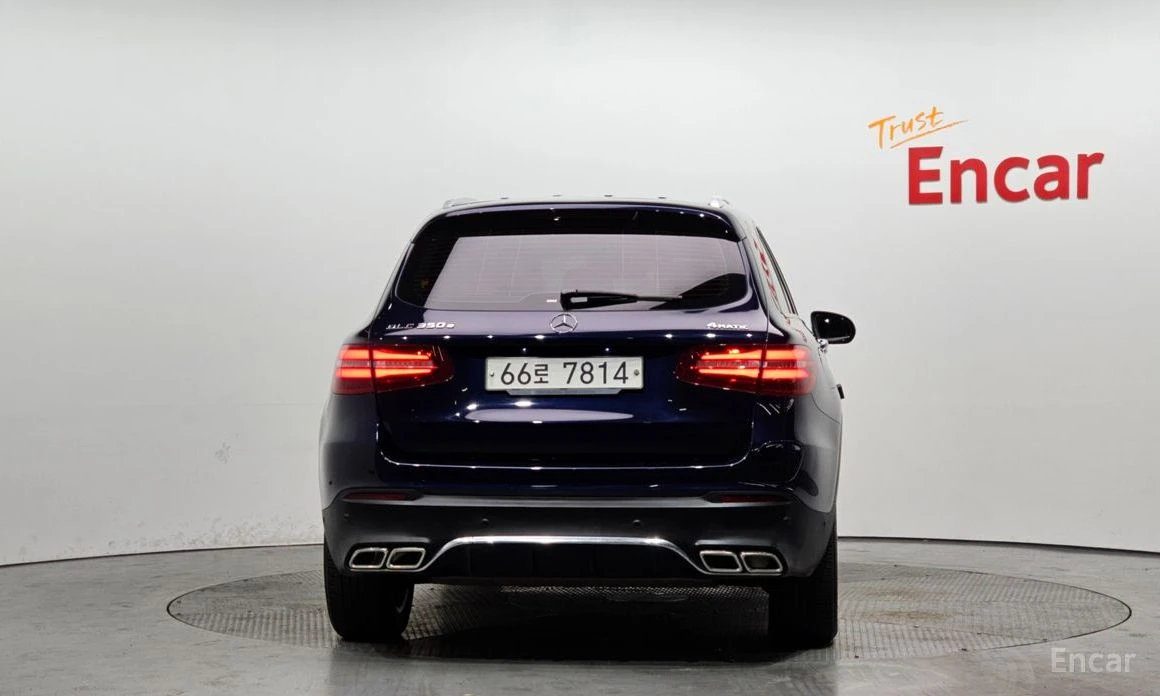 Mercedes-Benz GLC 350 е* 4MATIC* AMG* KEYLESS* ПОДГРЕВ* ОБДУХВАНЕ* КАМЕР, снимка 3 - Автомобили и джипове - 53866853