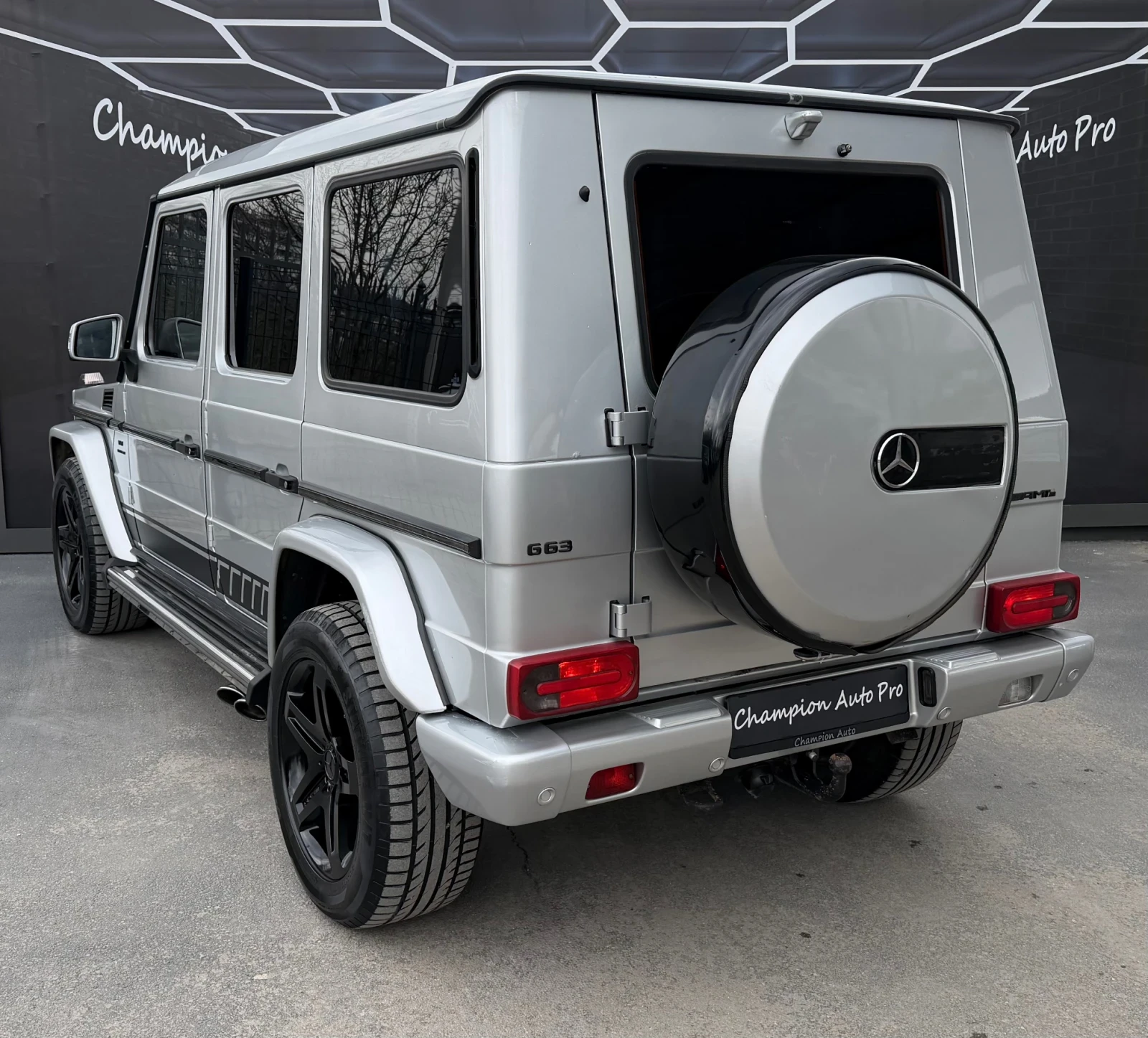 Mercedes-Benz G 500 AMG-GAZ Готов Лизинг, снимка 4 - Автомобили и джипове - 54113108