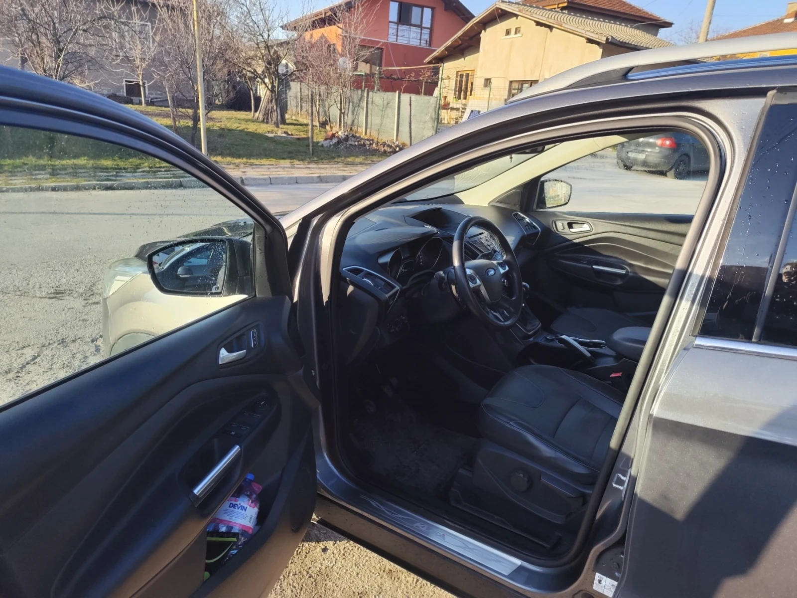 Ford Kuga, снимка 15 - Автомобили и джипове - 54171728