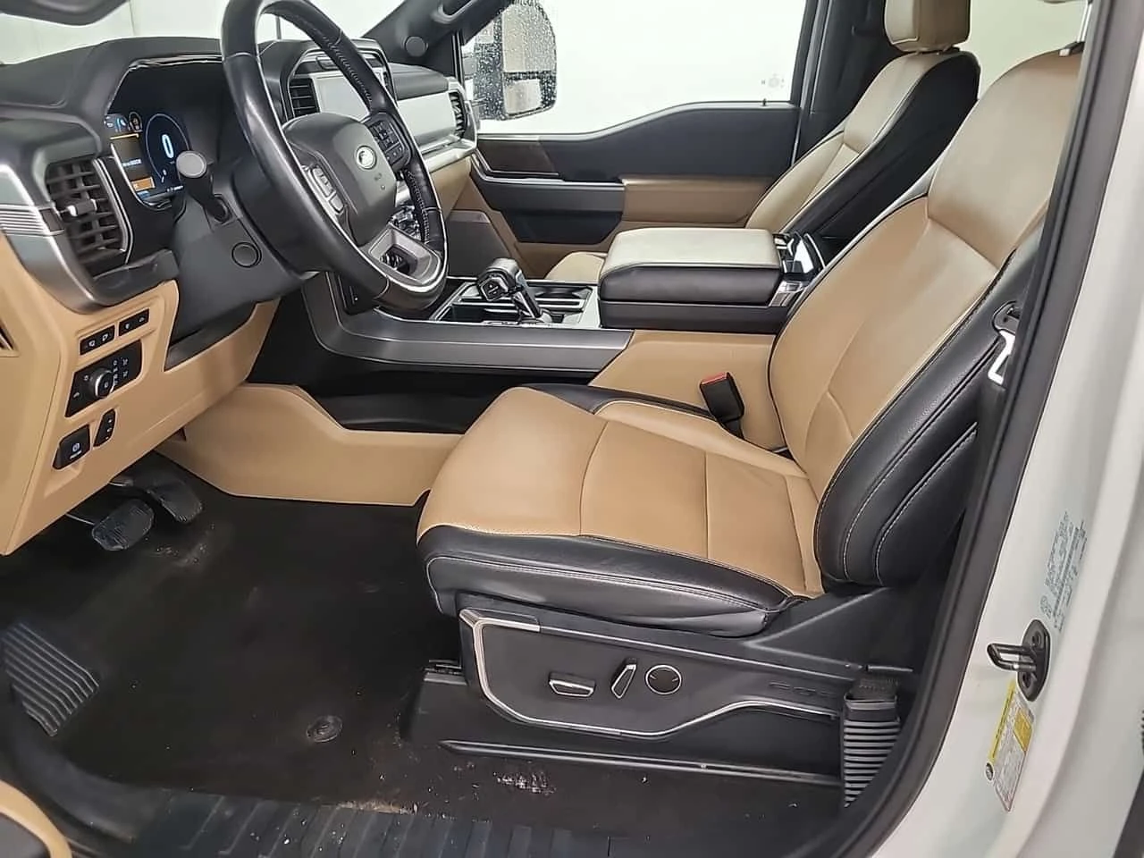 Ford F150 LARIAT CREW CAB SHORT BED| ОБДУХВАНЕ| 2 КЛЮЧА| 360, снимка 9 - Автомобили и джипове - 54376427