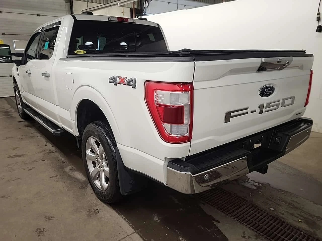 Ford F150 LARIAT CREW CAB SHORT BED| ОБДУХВАНЕ| 2 КЛЮЧА| 360, снимка 5 - Автомобили и джипове - 54376427